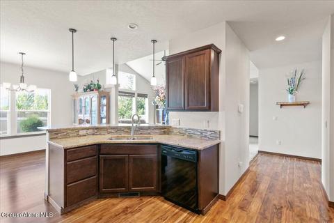 2056 E Warbler Ln, Post Falls, ID 83854 photo 6