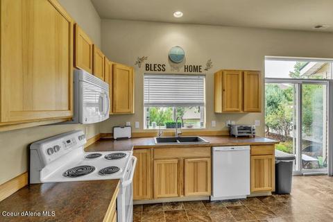 2652 N Glidden St, Post Falls, ID 83854 photo 10