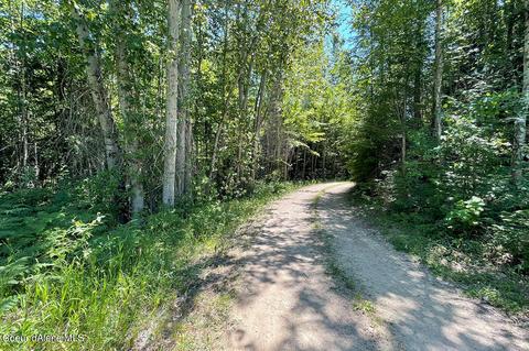 237 Crimson Ln, Naples, ID 83847 photo 16