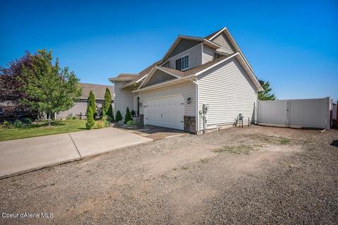 2141 E Decaro Loop, Post Falls, ID 83854 photo 3