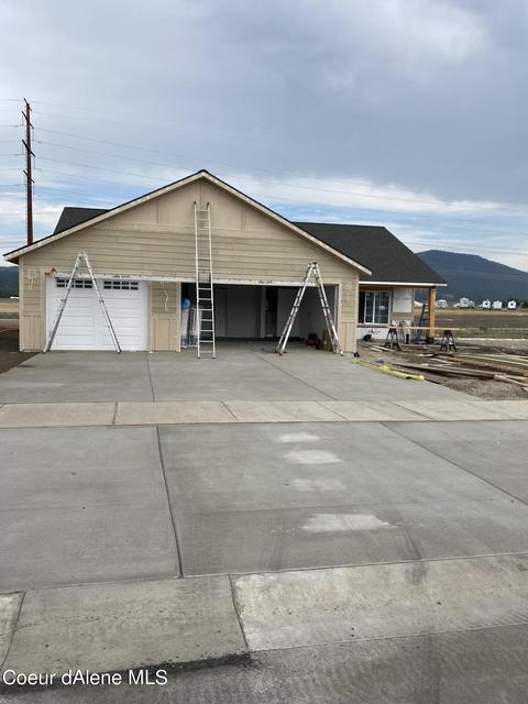8337 W Splitrail Ave, Rathdrum, ID 83858 photo 1