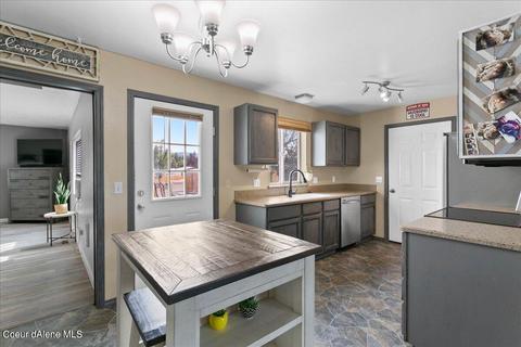 902 E Shasta Ave, Post Falls, ID 83854 photo 9