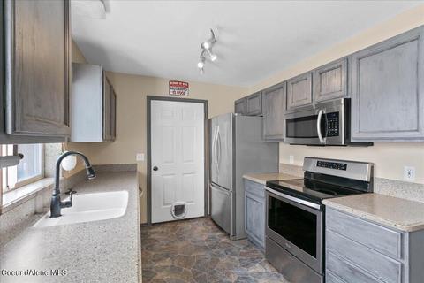 902 E Shasta Ave, Post Falls, ID 83854 photo 8