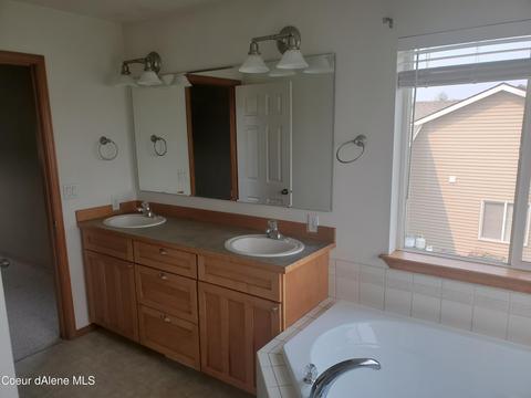 950 E Warm Springs Ave, Post Falls, ID 83854 photo 21