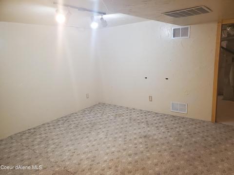 950 E Warm Springs Ave, Post Falls, ID 83854 photo 25