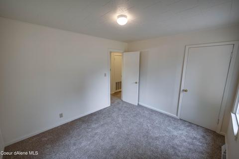 1226 E Larch Ave, Osburn, ID 83849 photo 10