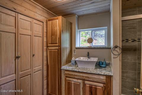 821 Fox Glen Rd, Sandpoint, ID 83864 photo 11