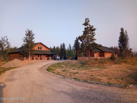 111 Cascade Ln, Naples, ID 83847 photo 1