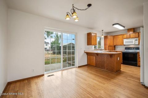 1621 E 3rd Ave, Post Falls, ID 83854 photo 9