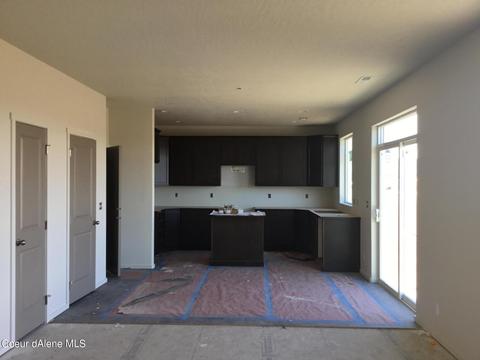 1496 N Minam Loop, Post Falls, ID 83854 photo 4