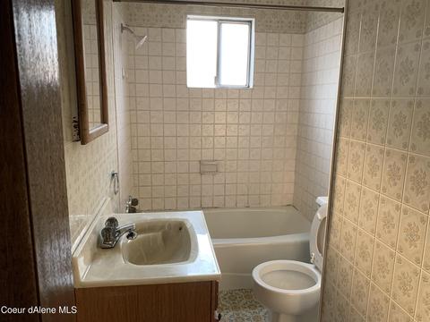 513 Bunker Ave, Kellogg, ID 83837 photo 3