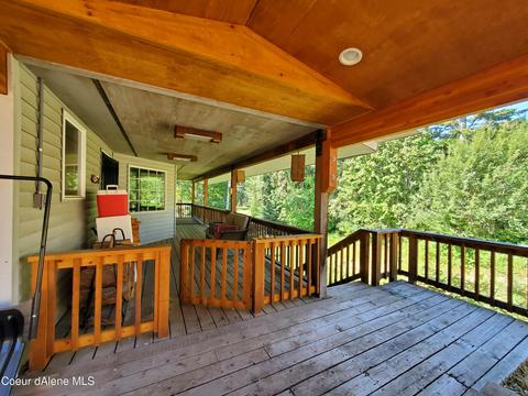 113 Forest River Ln, Sandpoint, ID 83864 photo 5