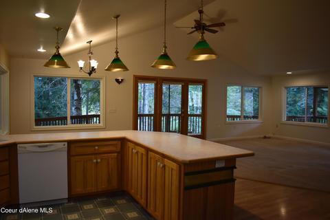 113 Forest River Ln, Sandpoint, ID 83864 photo 24