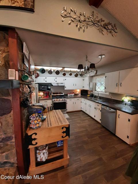 111 S Sagle Rd, Sagle, ID 83860 photo 2