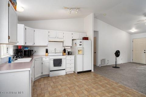1511 N Post St, Post Falls, ID 83854 photo 7