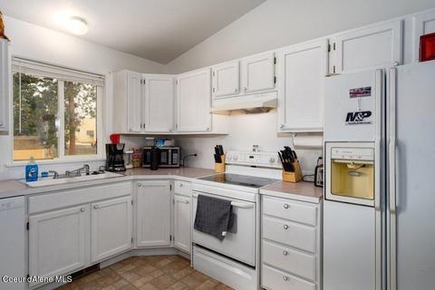 1511 N Post St, Post Falls, ID 83854 photo 9