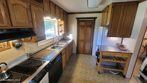 8722 E Highway 54, Athol, ID 83801 photo 13