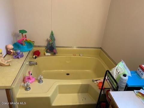 104 Walker Way, Sagle, ID 83860 photo 8