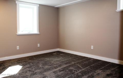 704 E 11th Ave, Post Falls, ID 83854 photo 28