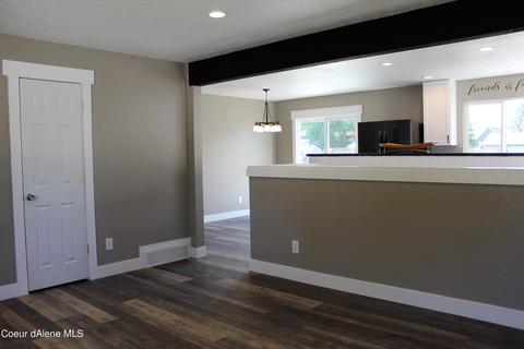 704 E 11th Ave, Post Falls, ID 83854 photo 6