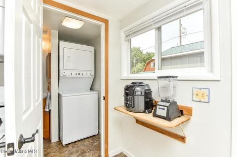 914 Pine St, Sandpoint, ID 83864 photo 11