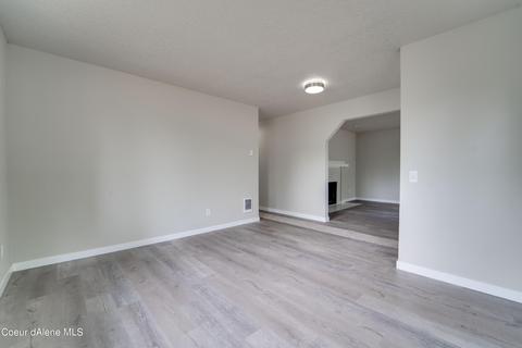 1207 N Frederick St, Post Falls, ID 83854 photo 2