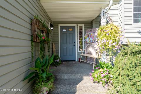 2504 N Sparrow Loop, Post Falls, ID 83854 photo 12