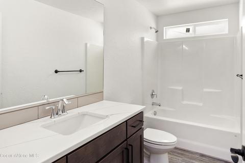 242 Jasper Loop, Ponderay, ID 83852 photo 14