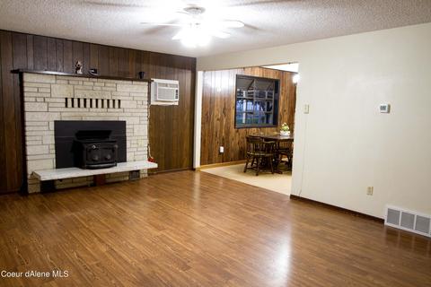 814 E 1st Ave, Post Falls, ID 83854 photo 7