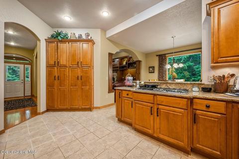 139 Saddleback Dr, Sagle, ID 83860 photo 10