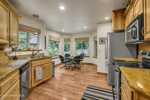 5320 W Green Ct, Rathdrum, ID 83858 photo 10