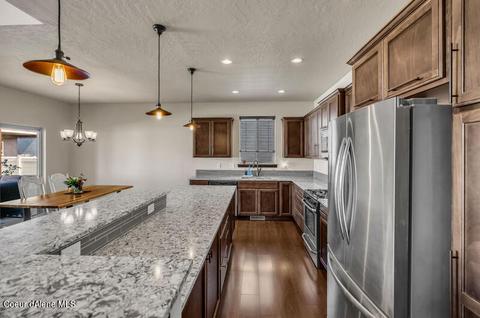 2325 E Warbler Ln, Post Falls, ID 83854 photo 11