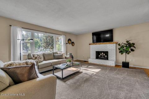 200 S Spruce Ct, Post Falls, ID 83854 photo 4