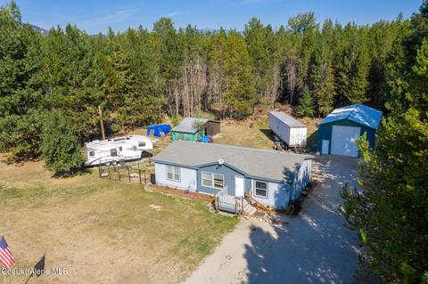 117 Davis Rd, Sagle, ID 83860 photo 3