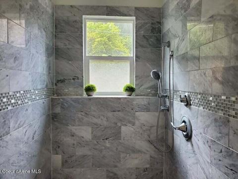 708 Second St, Kellogg, ID 83837 photo 12