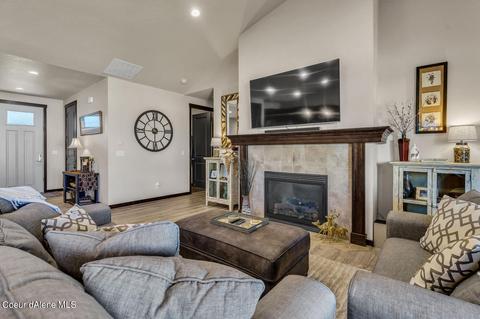 3683 N Cyprus Fox Loop, Post Falls, ID 83854 photo 7