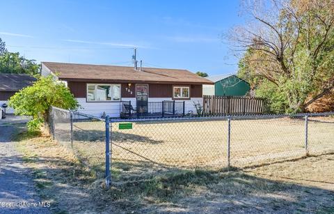 703 W 15th Ave, Post Falls, ID 83854 photo 2