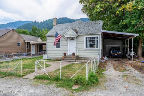 509 E Chestnut Ave, Osburn, ID 83849 photo 2