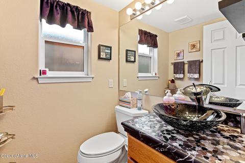 625 E Cloverleaf Dr, Hayden, ID 83835 photo 8