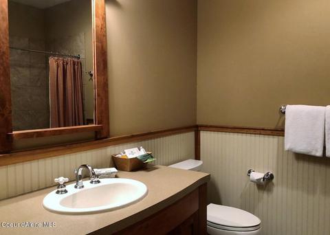 604 Bunker Ave #403, Kellogg, ID 83837 photo 4
