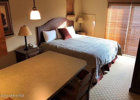 604 Bunker Ave #403, Kellogg, ID 83837 photo 2
