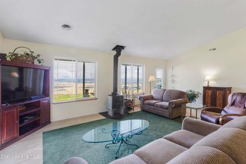 149 Windswept Ct, Naples, ID 83847 photo 7