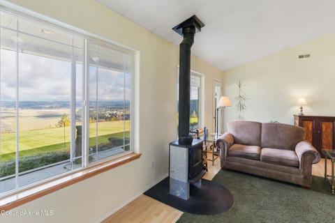 149 Windswept Ct, Naples, ID 83847 photo 8