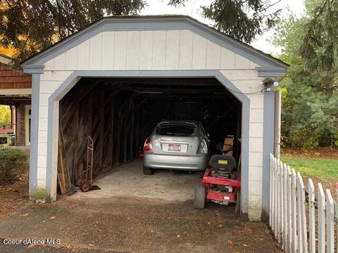 821 Mullan Ave, Osburn, ID 83849 photo 5