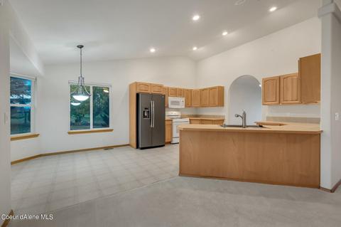 275 E Titanium Ct, Post Falls, ID 83854 photo 13