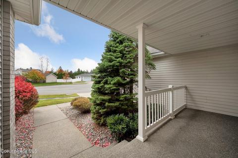 275 E Titanium Ct, Post Falls, ID 83854 photo 4