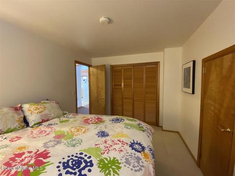 421 S Second Ave, Sandpoint, ID 83864 photo 10