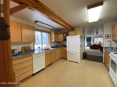 421 S Second Ave, Sandpoint, ID 83864 photo 3