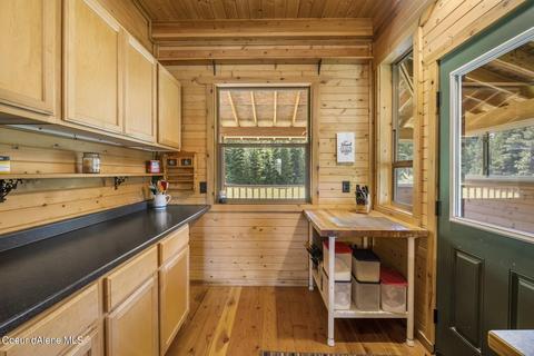 252 Noogie Ln, Sandpoint, ID 83864 photo 13