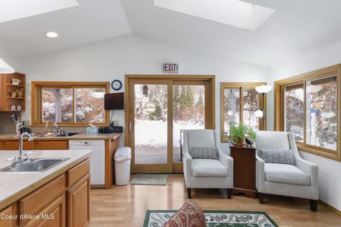 1020 Oak St, Sandpoint, ID 83864 photo 11